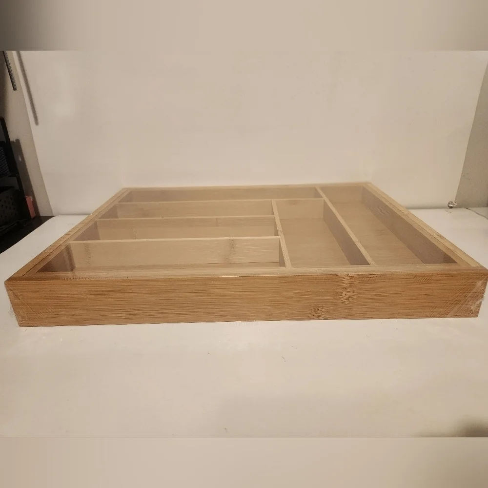 Brand New Expandable Bamboo Cutlery Tray